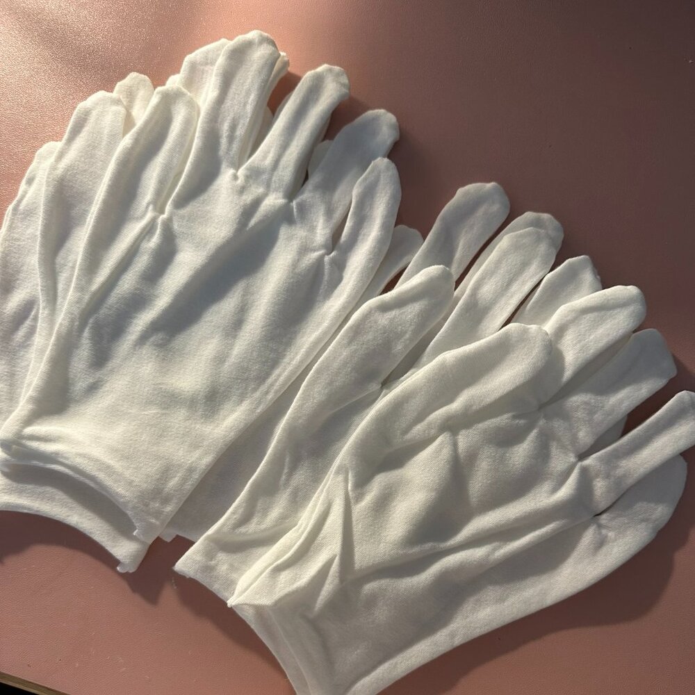 NEW. 3 pairs. Moisturizing Gloves Overnight for Men and Women